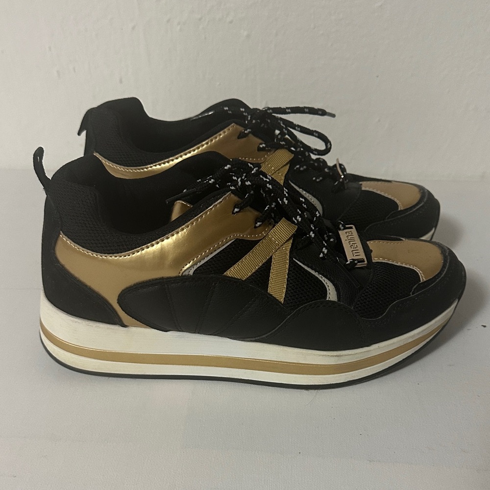 Elegant Black and Gold Women's Sneakers